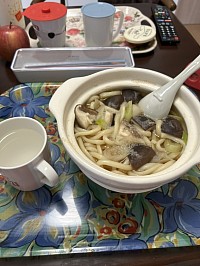 ねぎと椎茸のおうどんです。美味しかったです
