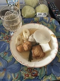 今日は⛄️が降って寒かったので、おでんを作りました。