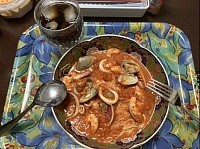 今日の夕食はペスカトーレです