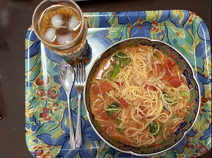 サーモン丼を作って食べました。おいしかったですよ。皆さんも宜しかったら、作って見てね。スーパーデリシャスよ。